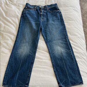 MOTHER Denim Jeans 
The ankle rambler in well stacked 
100% cotton denim